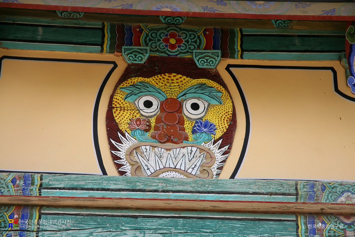 장수 신광사 대웅전