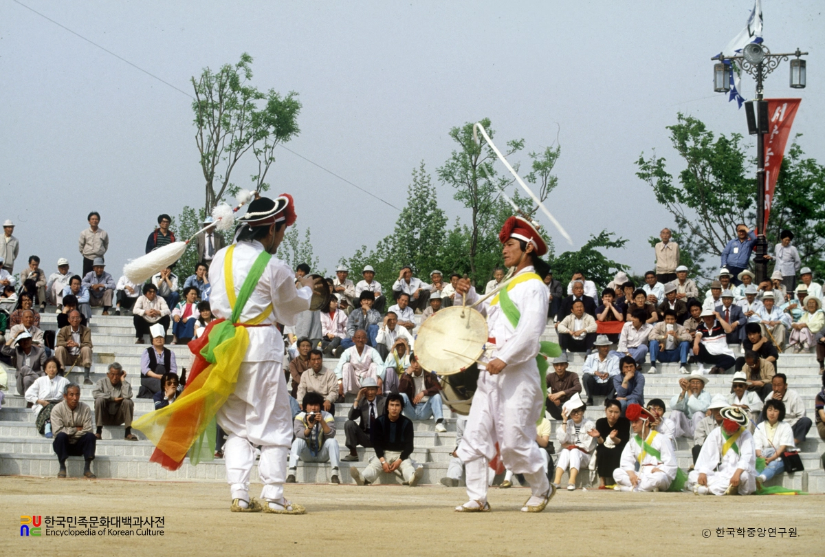 진주 삼천포농악 / 설장고춤