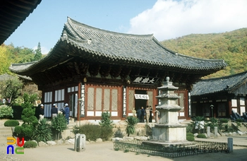 순천 선암사 대웅전