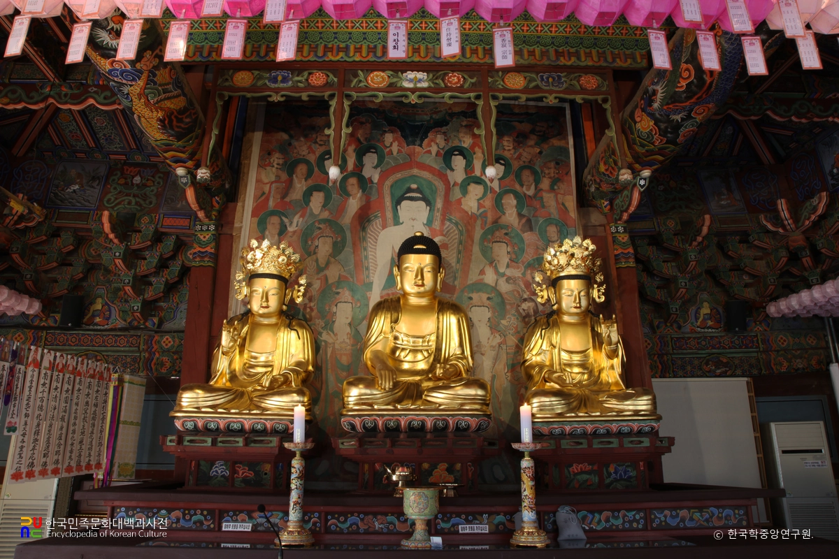 진주 청곡사 목조석가여래삼존좌상