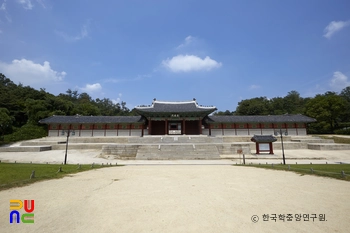 서울 경희궁지 중 숭정문 정면