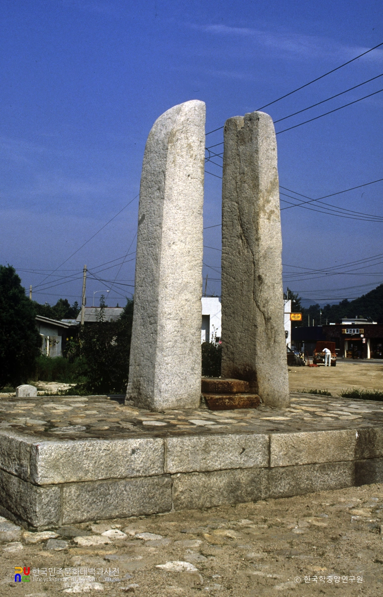 춘천 근화동 당간지주