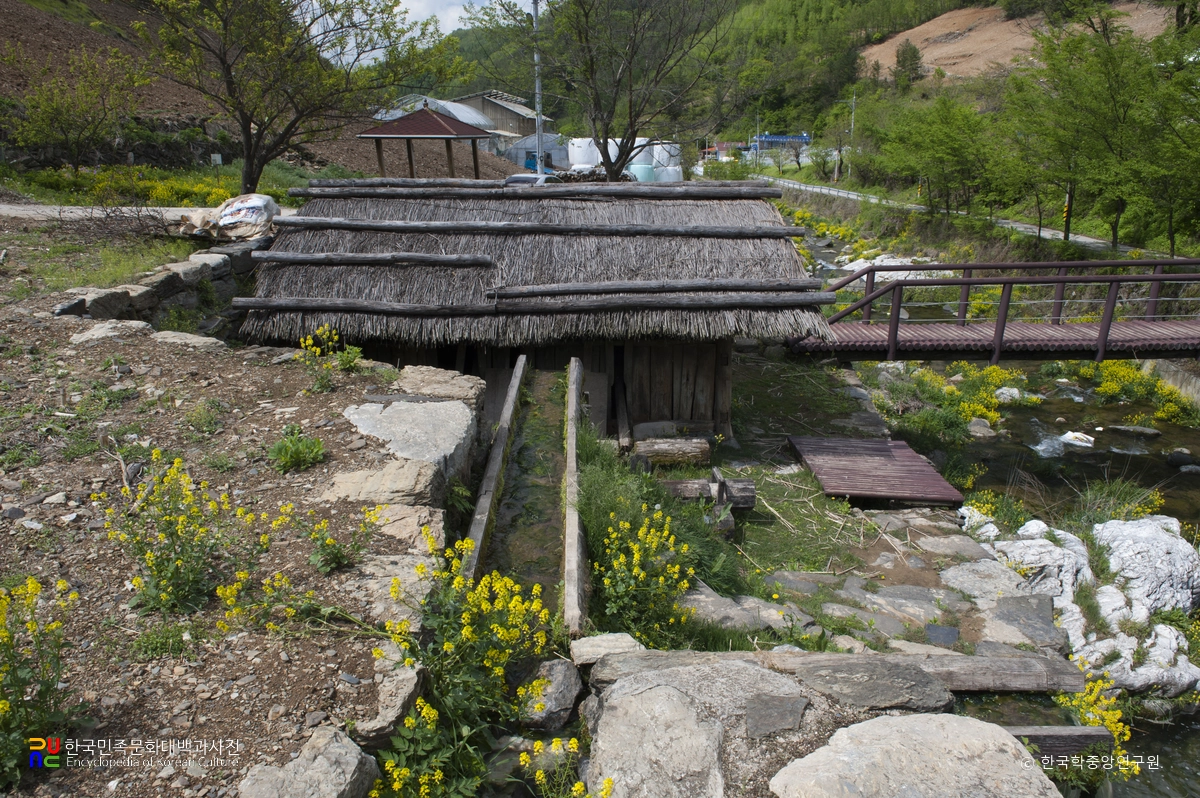 정선 백전리 물레방아 귀애