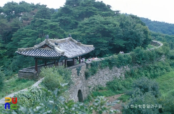 경기도 광주 남한산성 서문 정측면