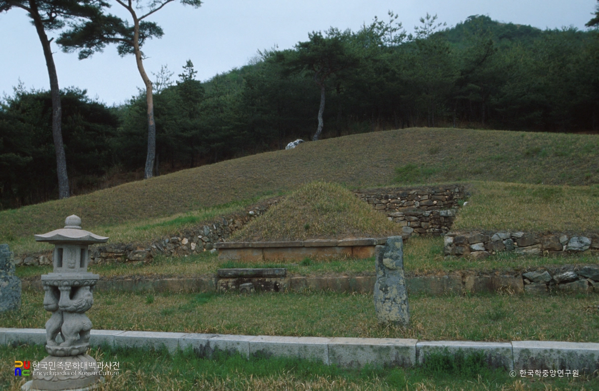 진주 양정공 하경복 묘