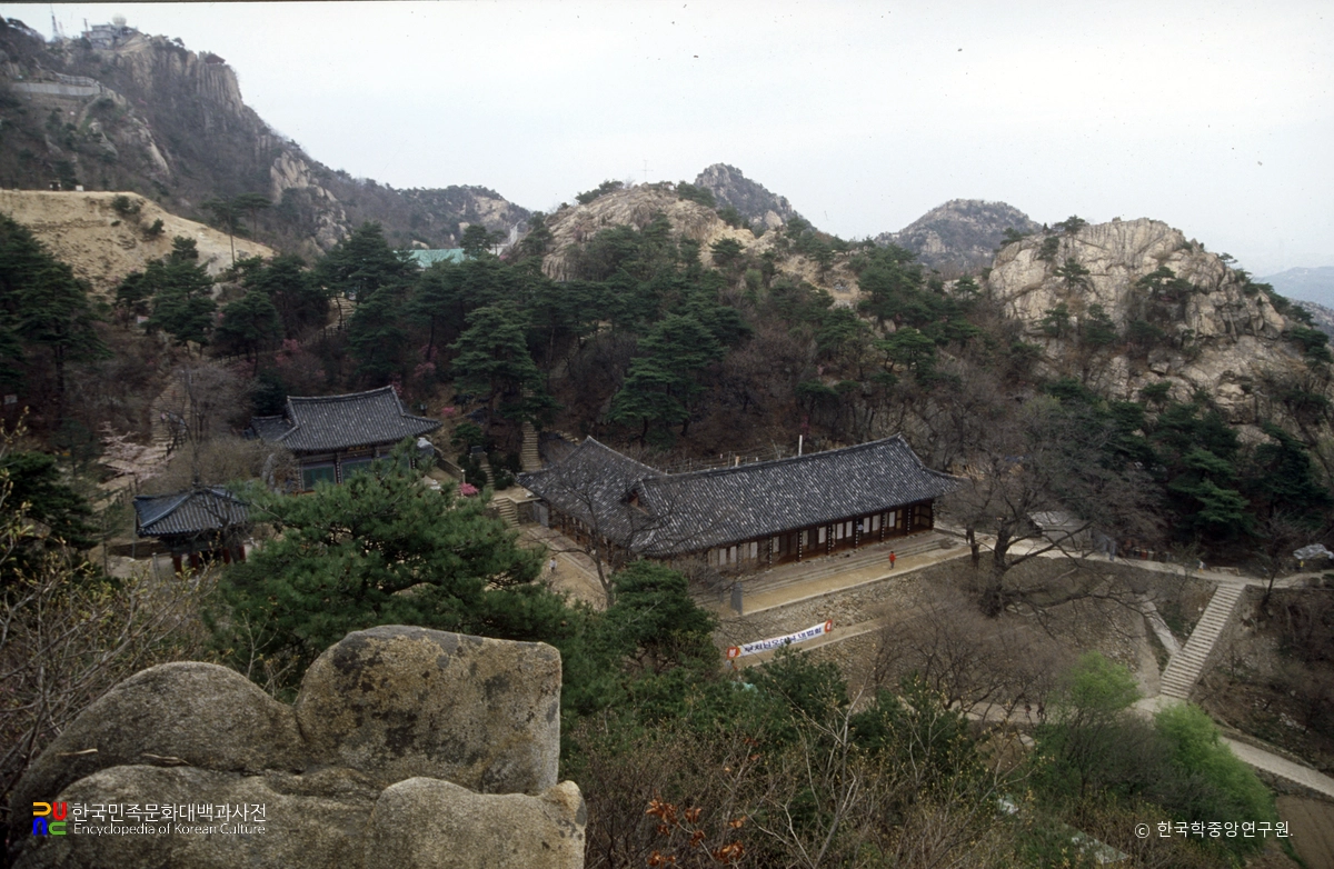 과천 연주암 전경