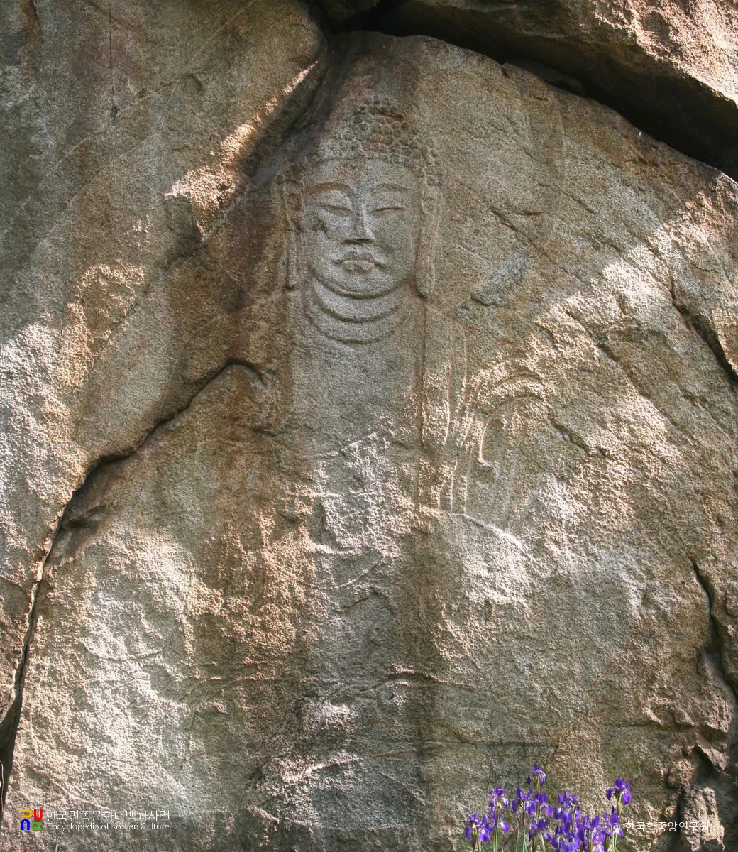 대전 보문산 마애여래좌상 정면