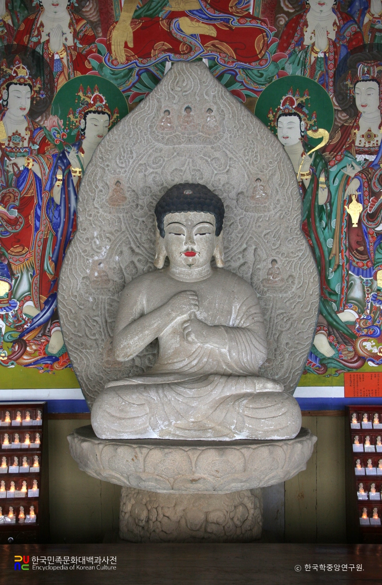 괴산 각연사 석조 비로자나불 좌상