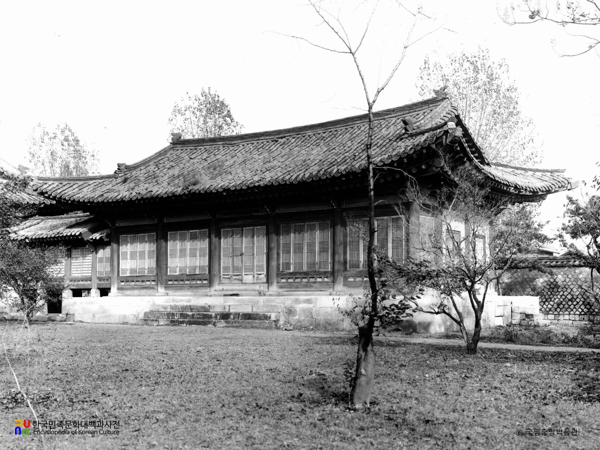 서울 창덕궁 중 규장각 우익 정측면