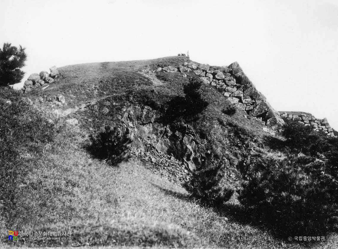 마산 왜성 성벽