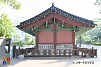 서울 사보더 랜드 2 슬롯 머신 대문 측면