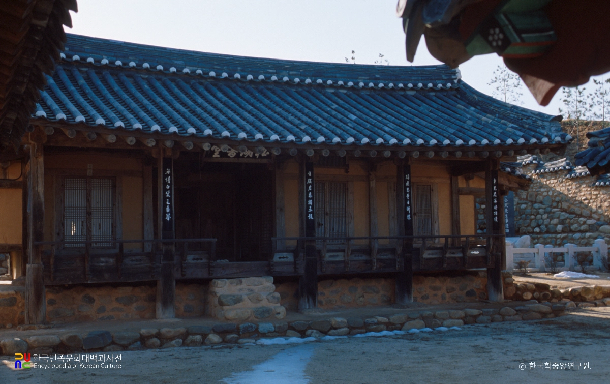 합천 송호서원 정측면