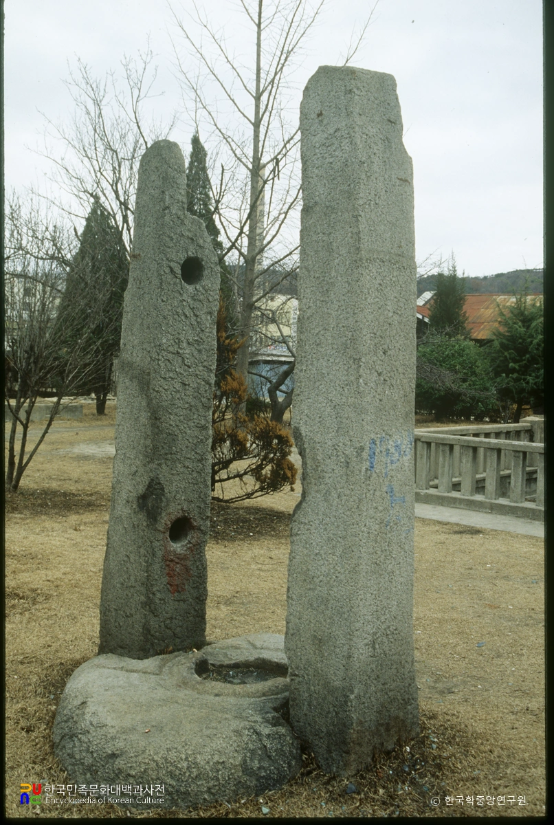 안동 운흥동 당간지주