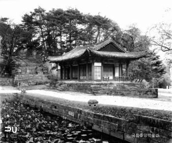 창덕궁 후원 영화당
