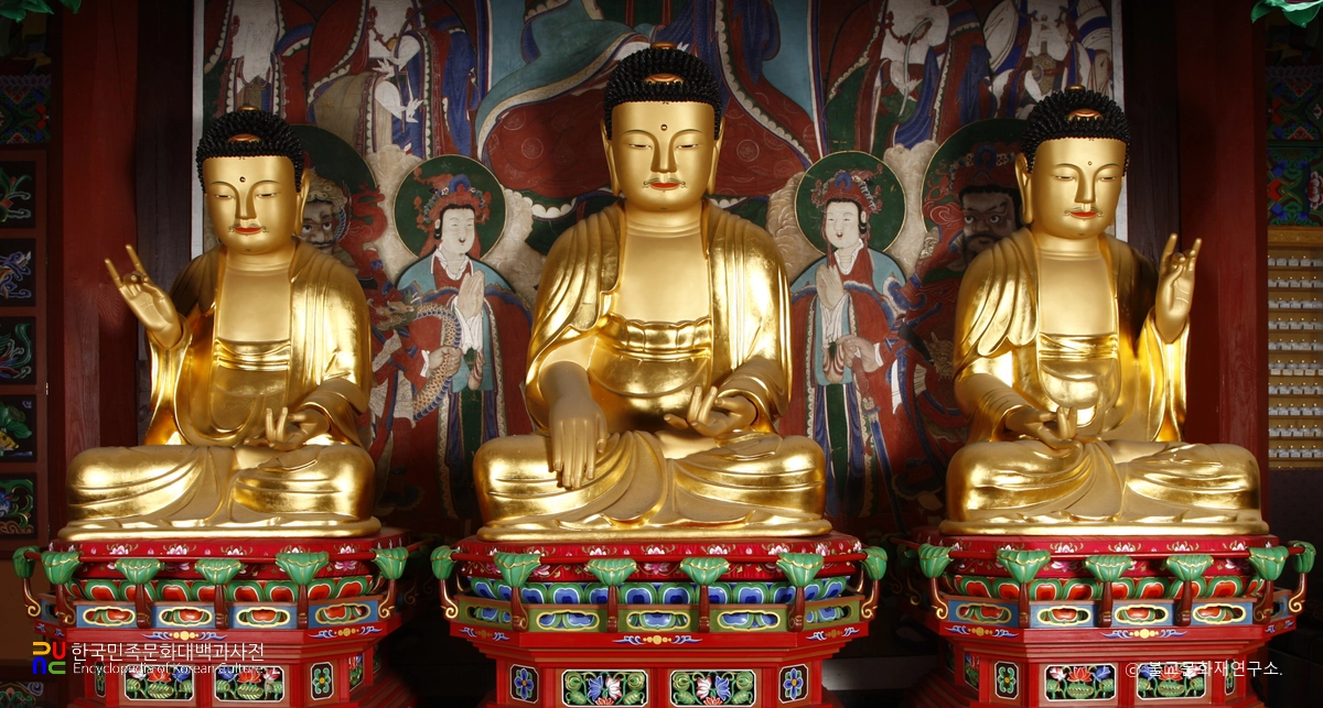 진주 응석사 목조석가여래삼불좌상