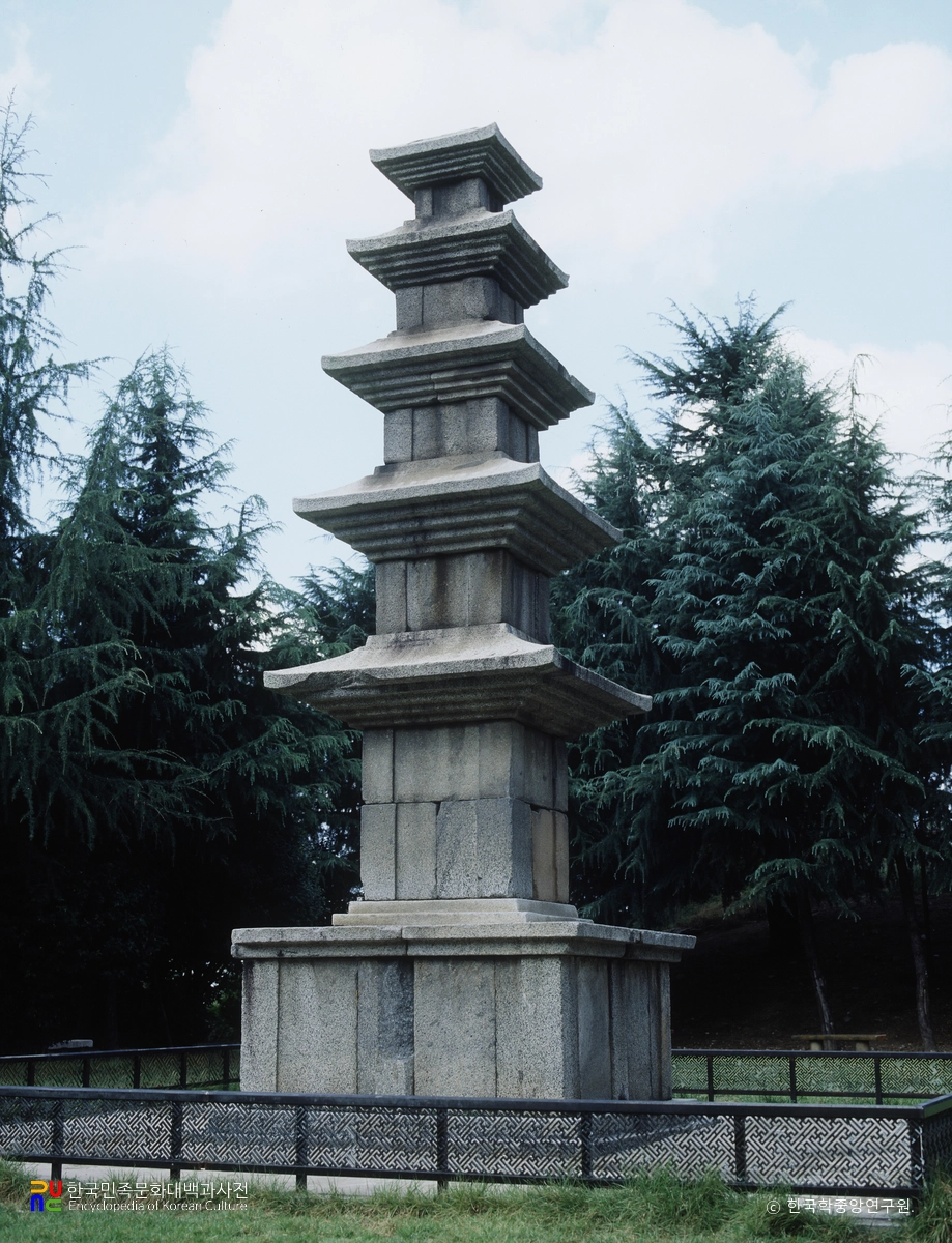 (전)광주 성거사지 오층석탑 정측면