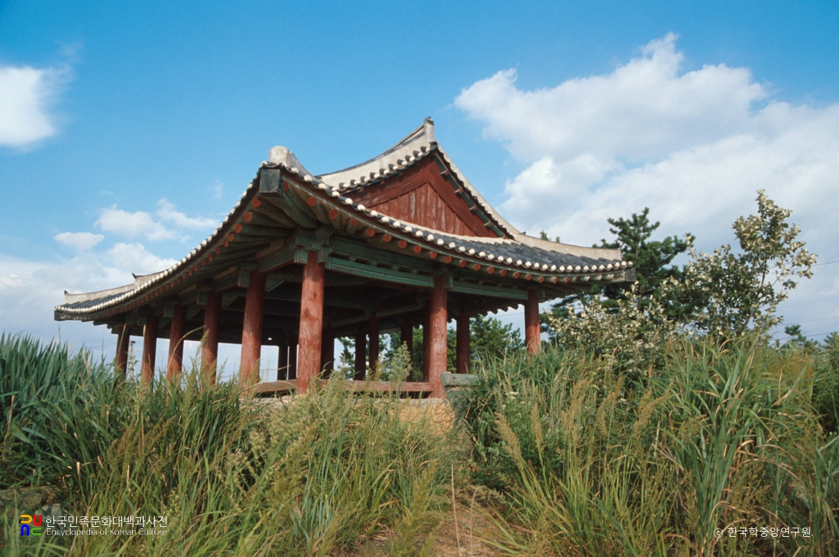 부산 다대포 객사 후측면