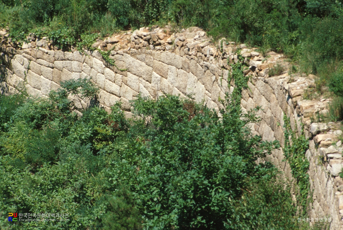 고양 북한산성 성벽