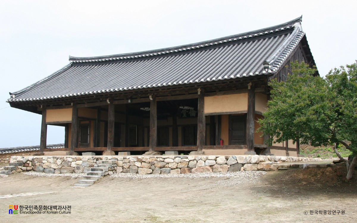 성주향교 명륜당 정측면