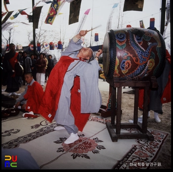 영산재 / 법고춤
