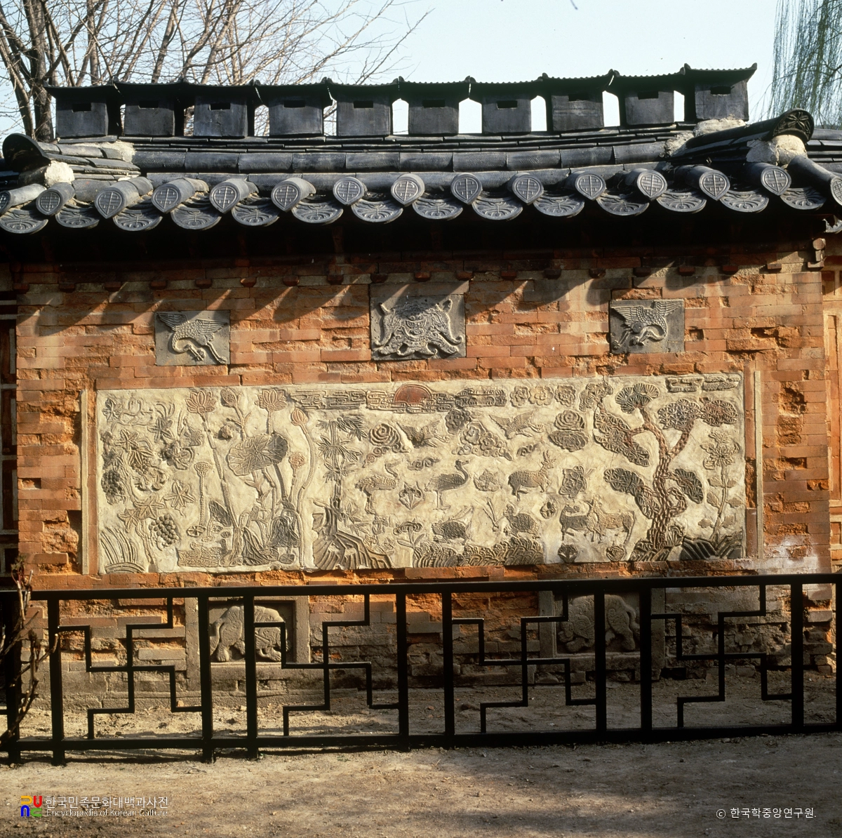 경복궁 자경전 십장생 굴뚝