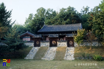 옥천향교 대성전 전경