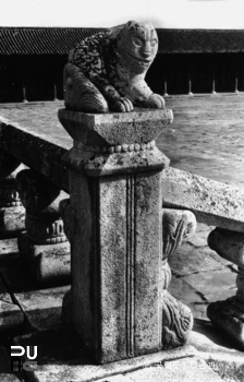 서울 경복궁 근정전 하월대 십이지상 중 호랑이상 우측면