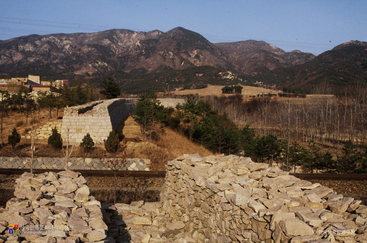 경주 관문성 성벽