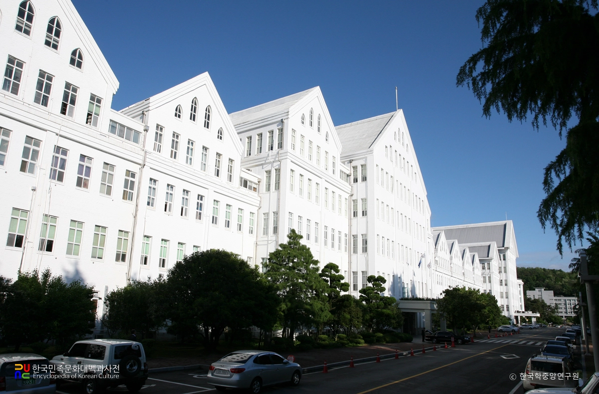 조선대학교 본관