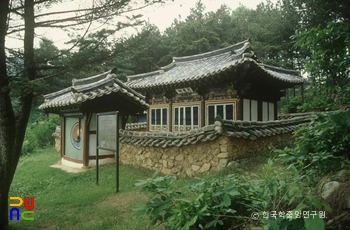 충효사