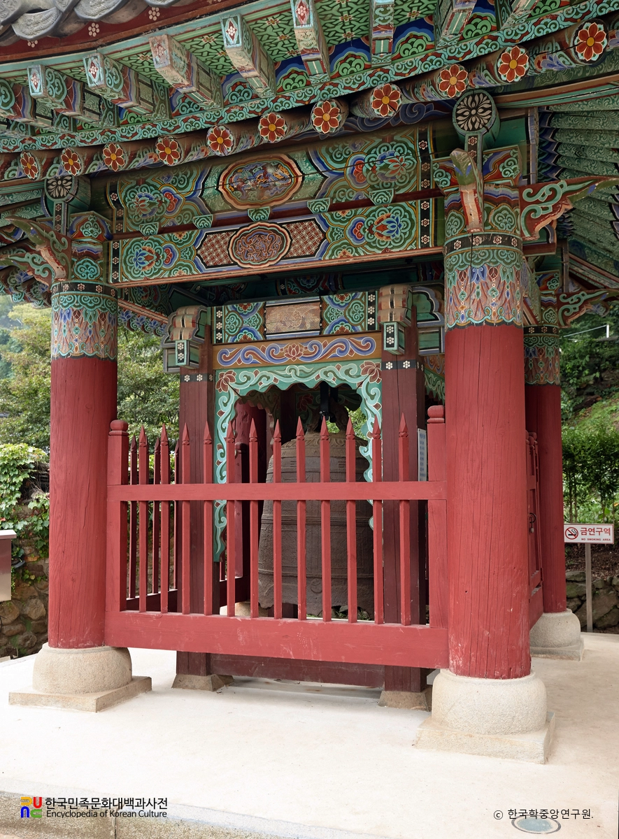 강화 전등사 철종 우측면