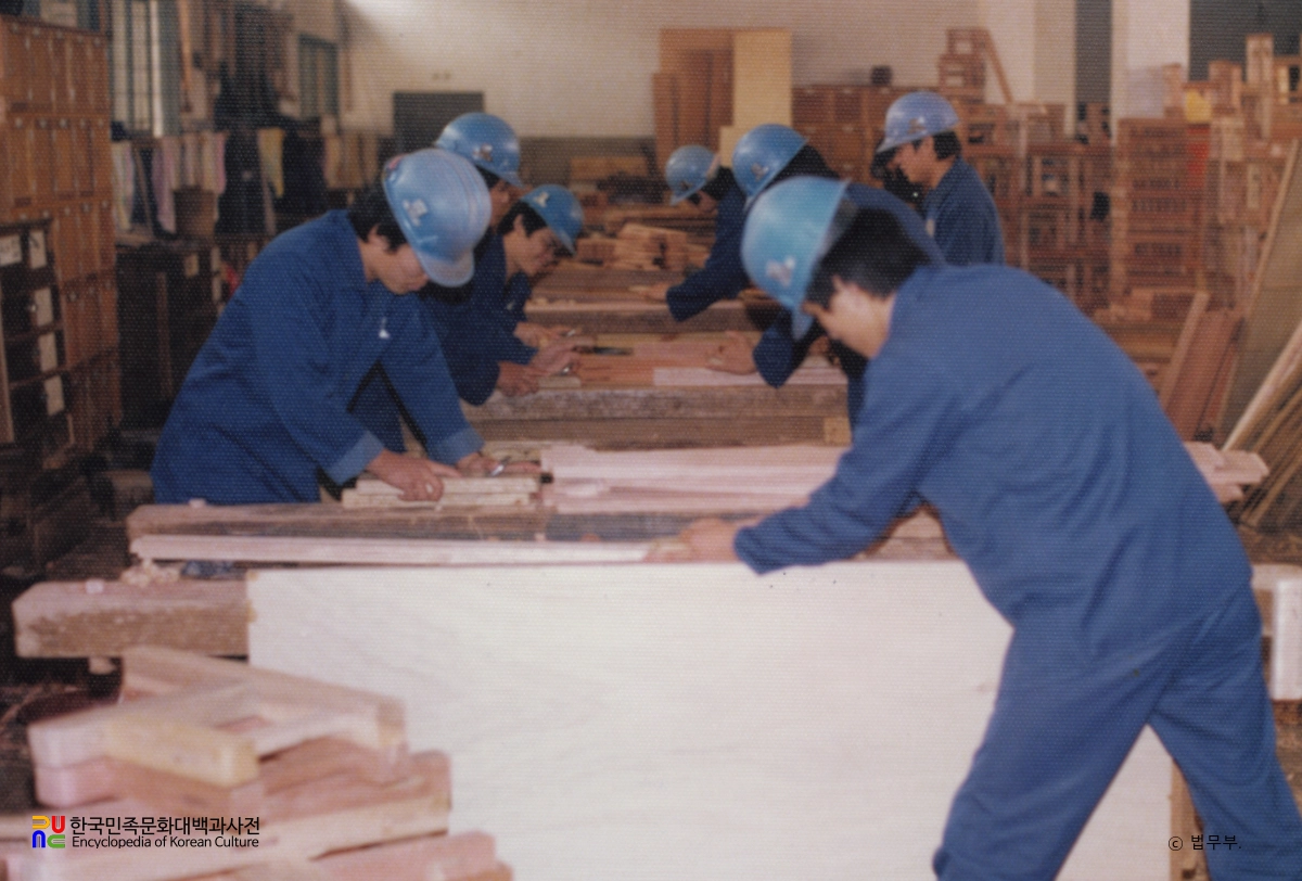 소년원 직업훈련 / 목공