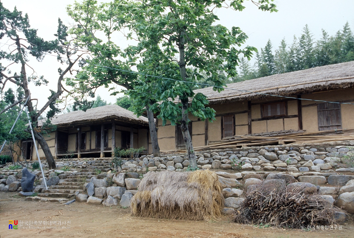 서천 이하복 고택 전경