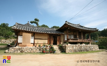 경암헌 고택 / 사랑채