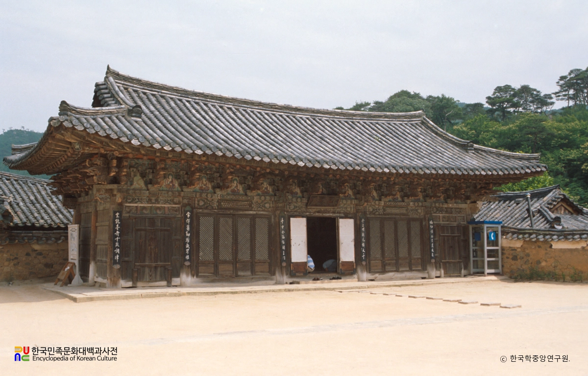 양산 통도사 명부전 정측면