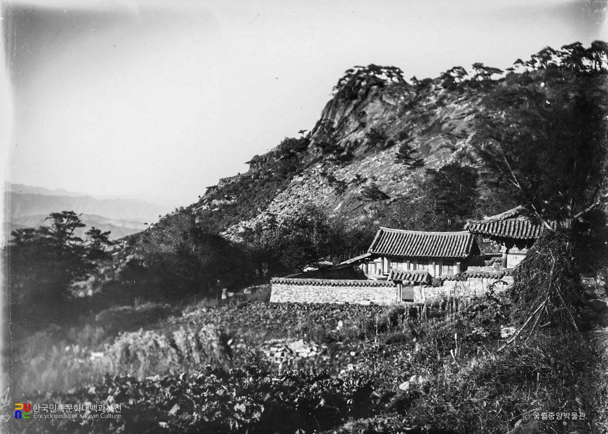 영변 서운사 전경