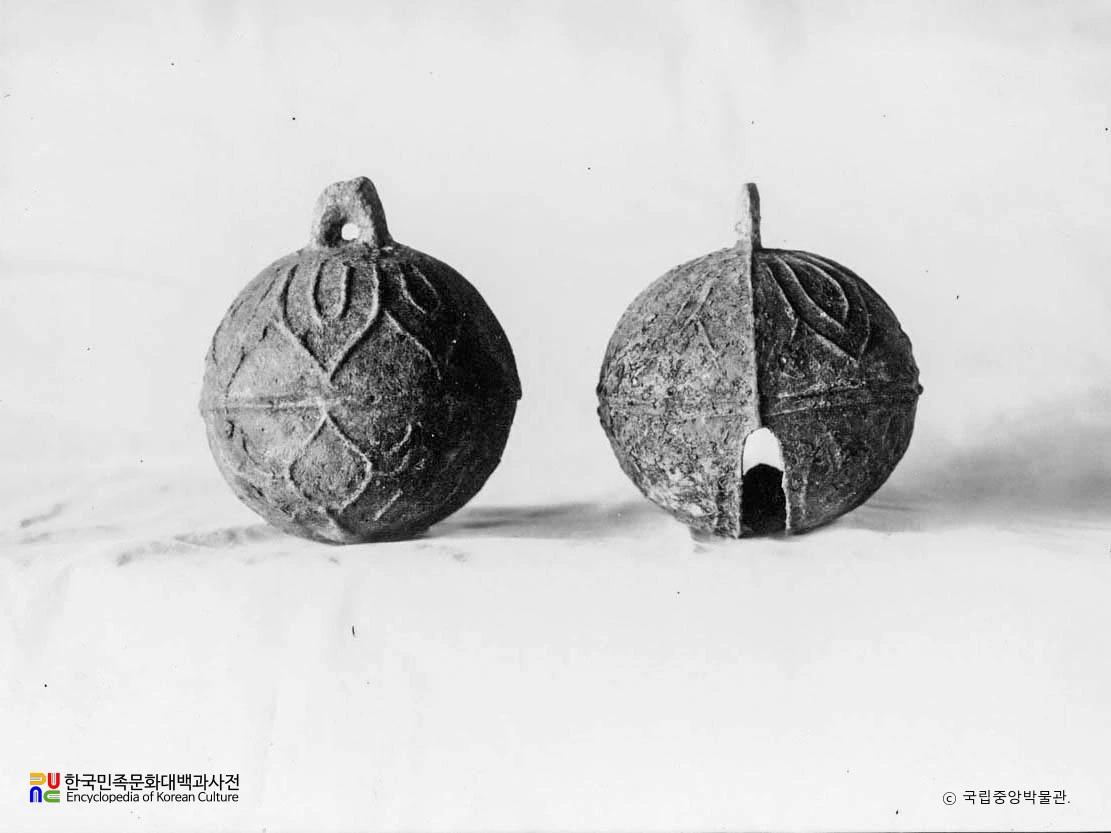 경남 창녕 교동 제8호분 청동마령