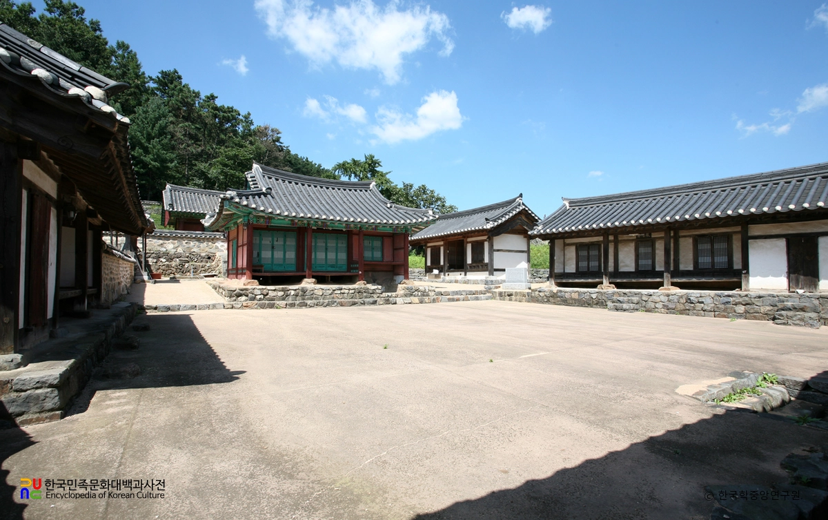 청양 정산향교 명륜당