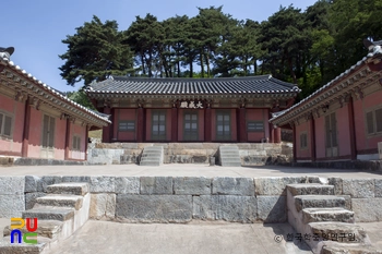 삼척향교 대성전 정면