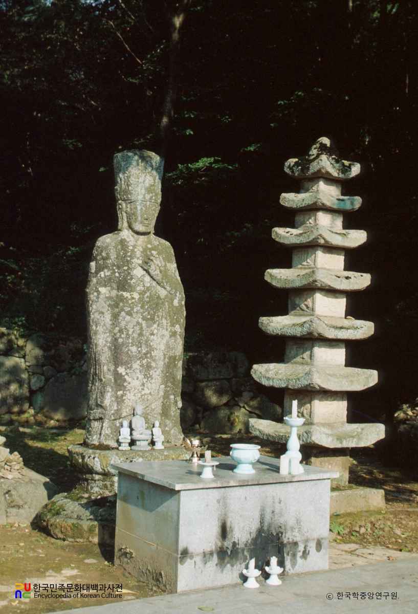 광주 증심사 석조보살입상