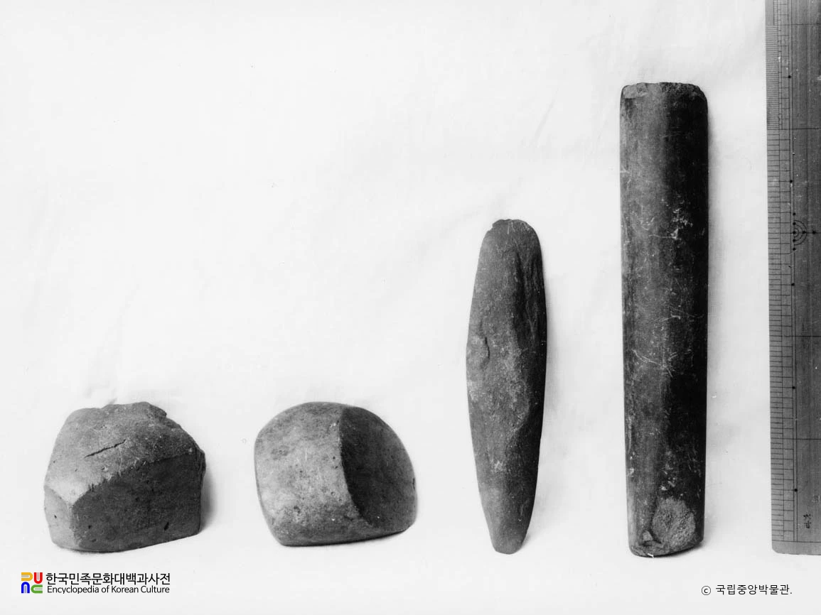 함북 종성 하삼봉 부근 발견 석봉과 석부