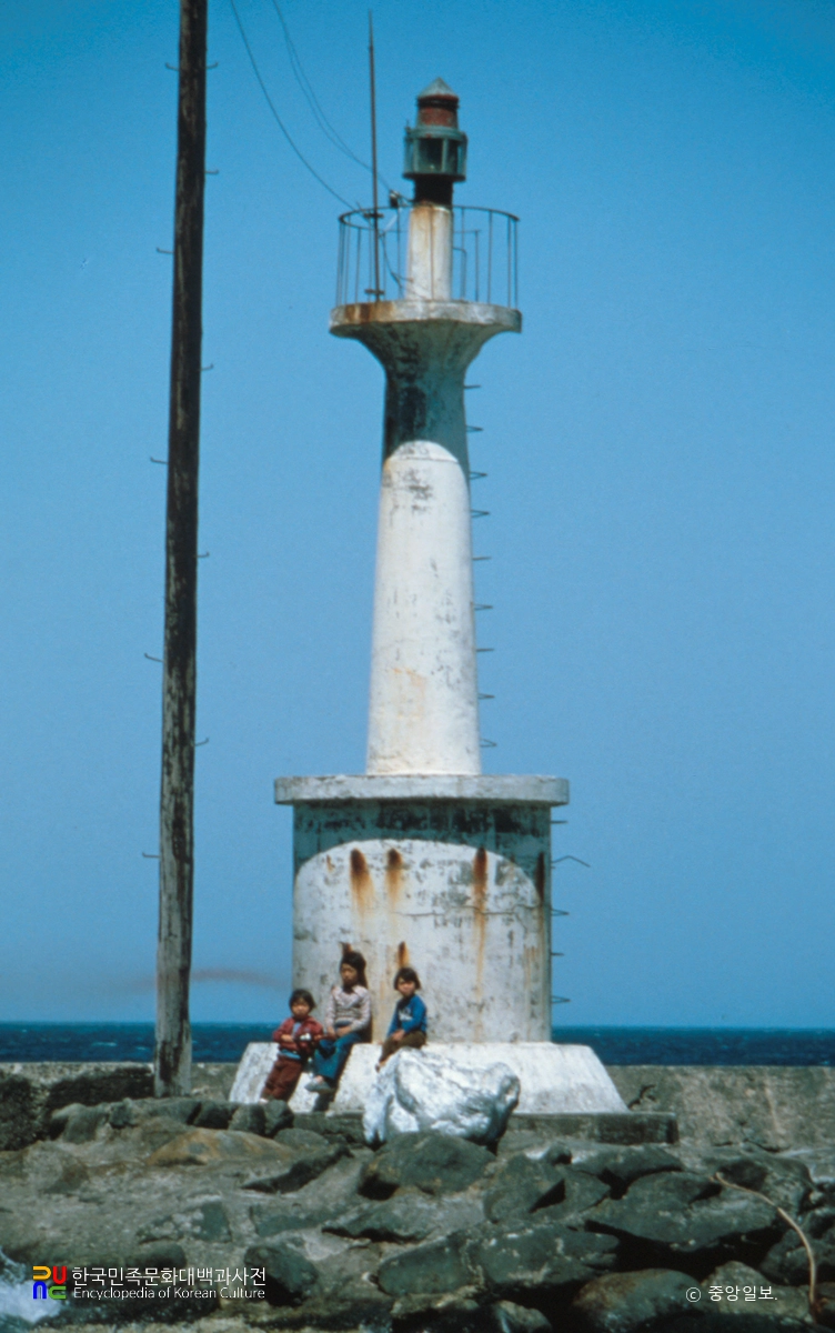 울릉 등대 전경