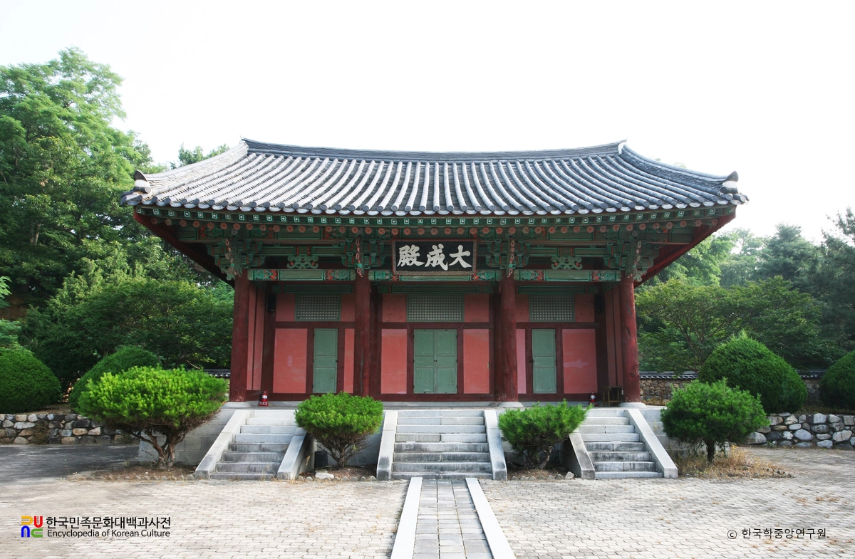 구미 인동향교 대성전 정면