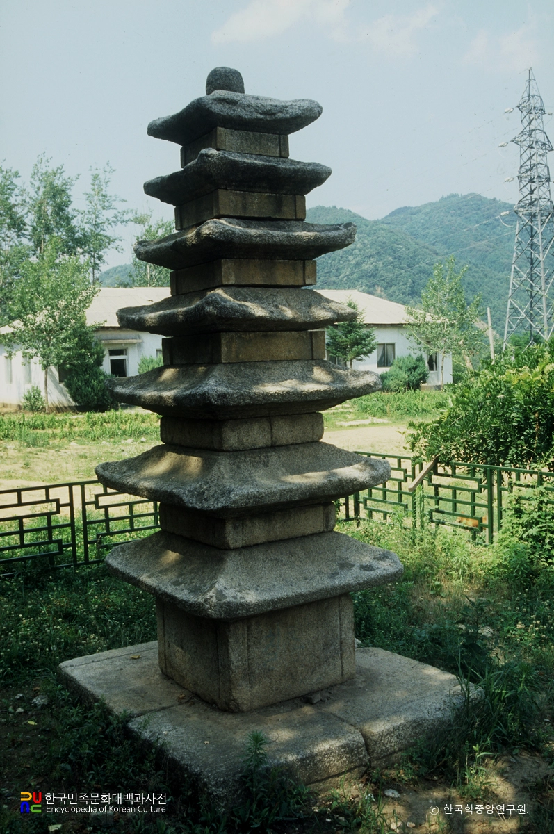 위라리 칠층석탑