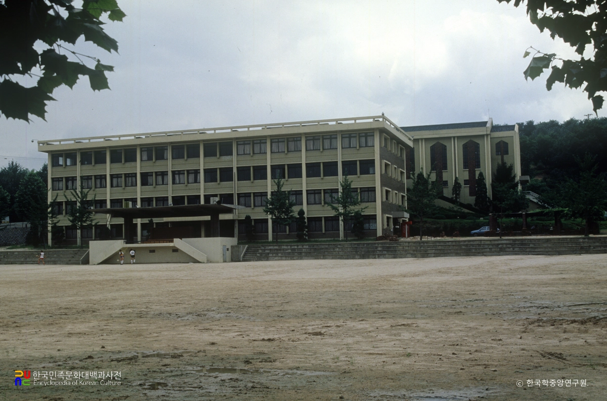 인덕전문대학(인덕공업전문대학)