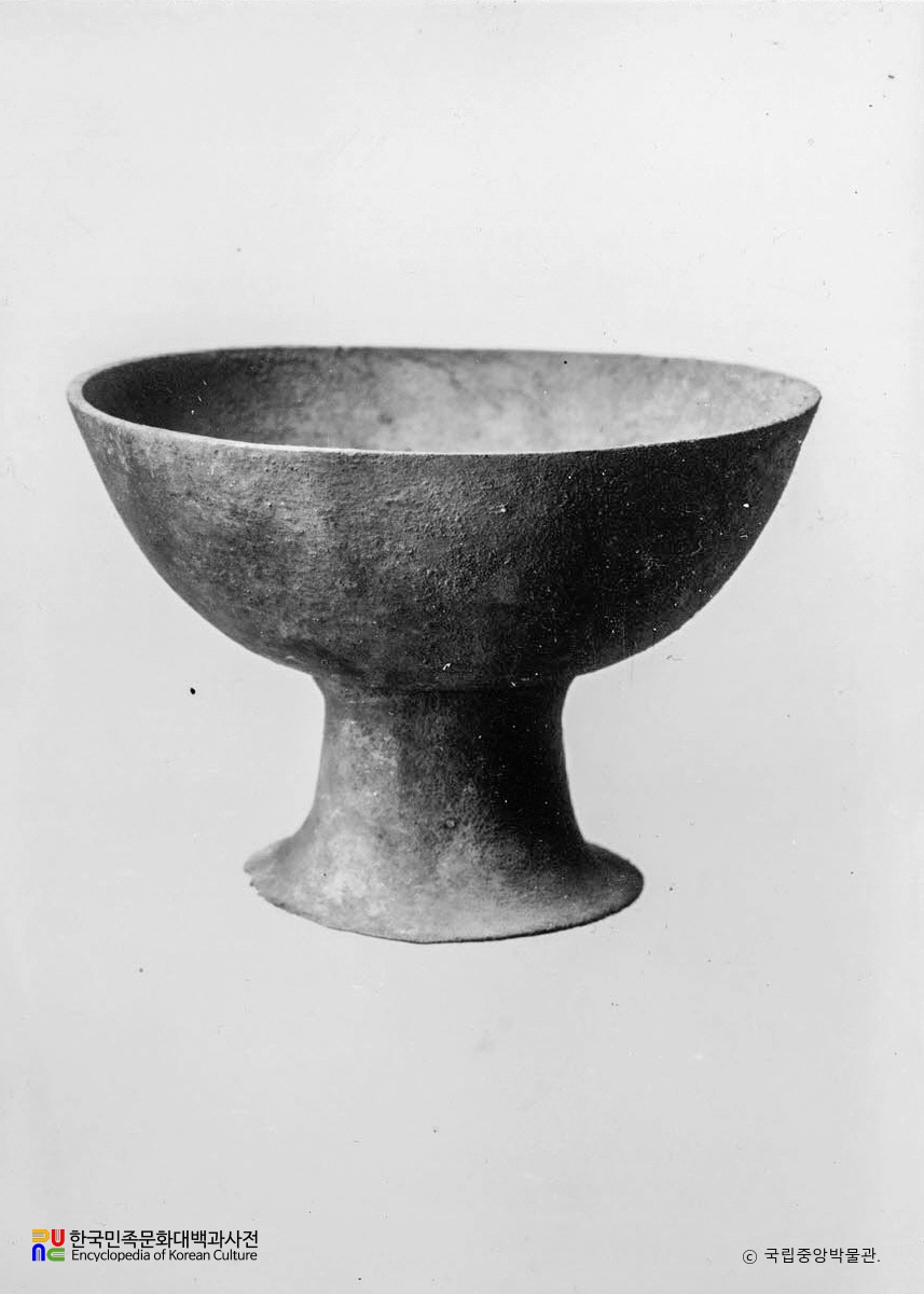 경주 황복사지 삼층석탑 출토 금동제고배