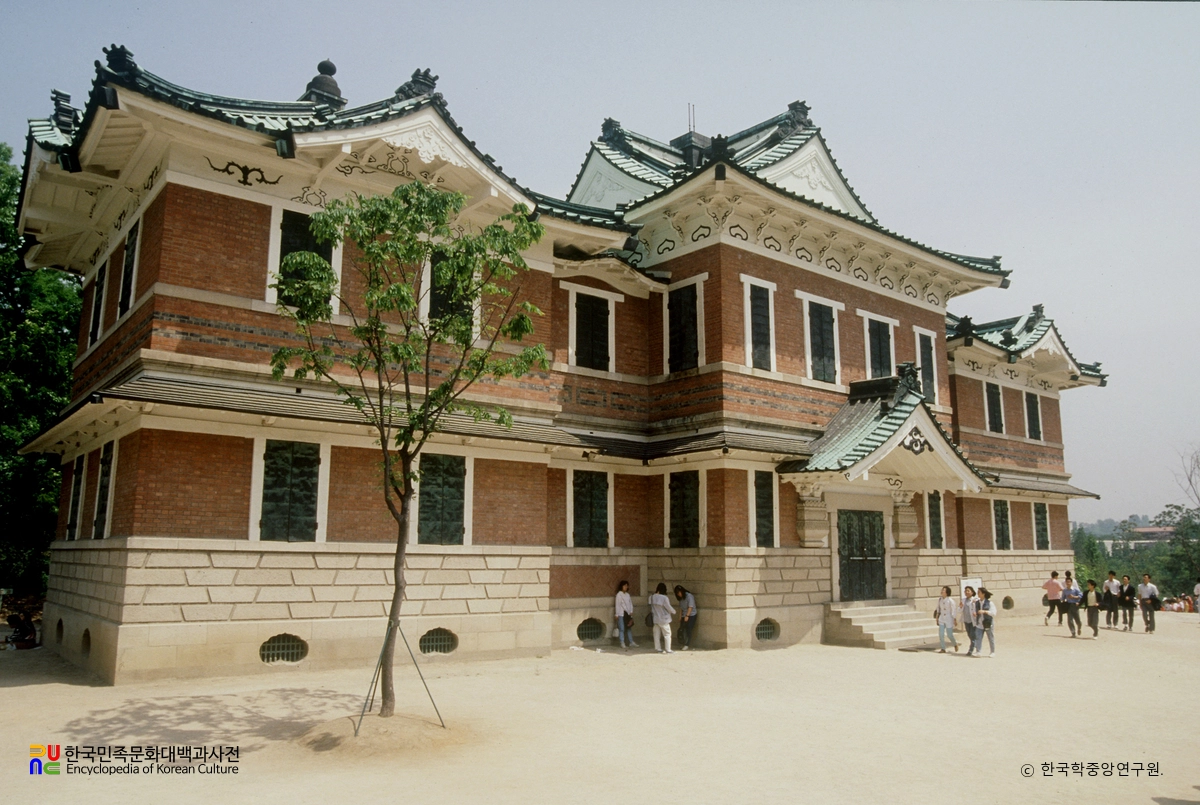 장서각 / 창경궁 소재