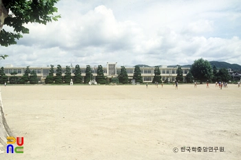 장흥국민학교