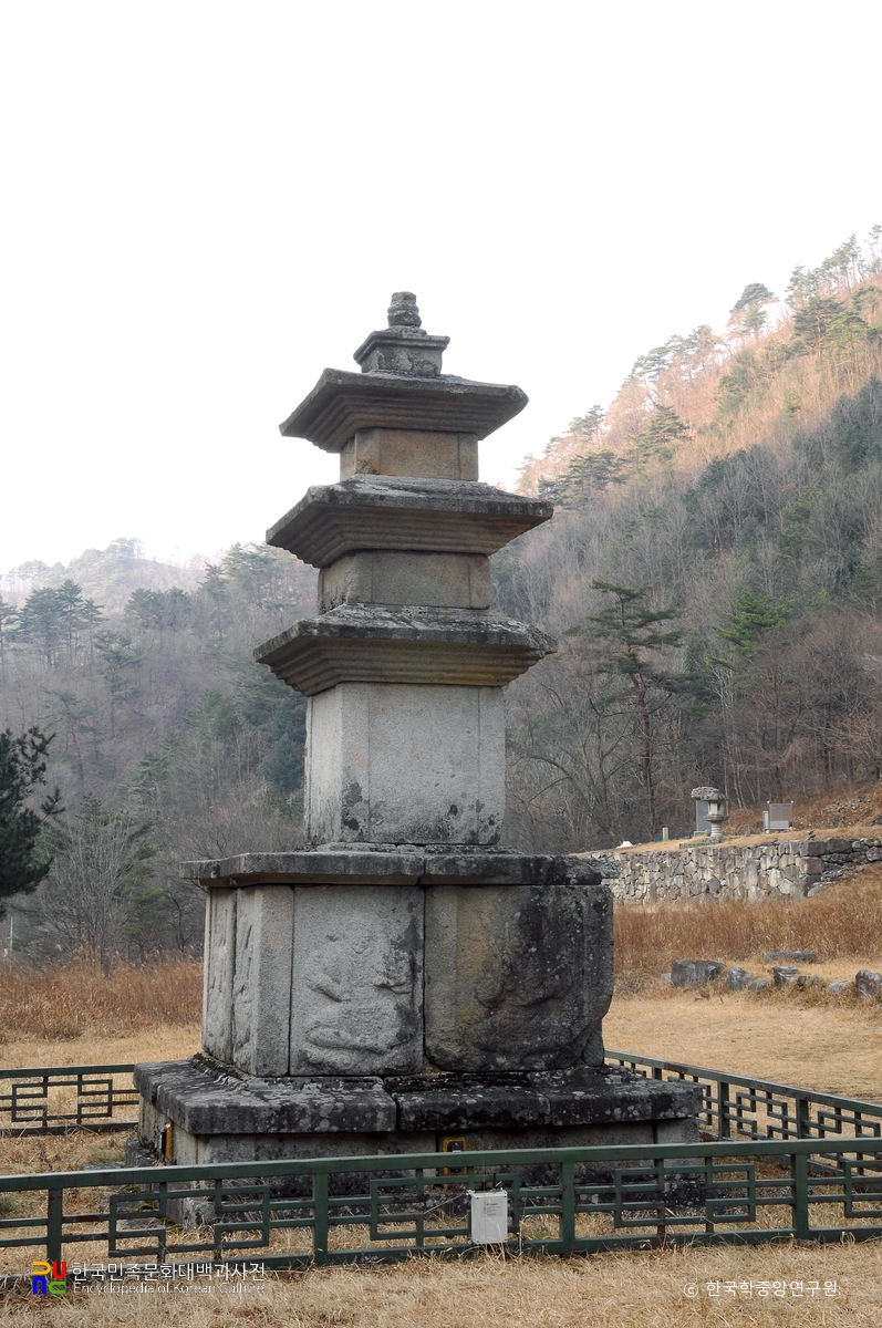 양양 선림원지 삼층석탑 정측면