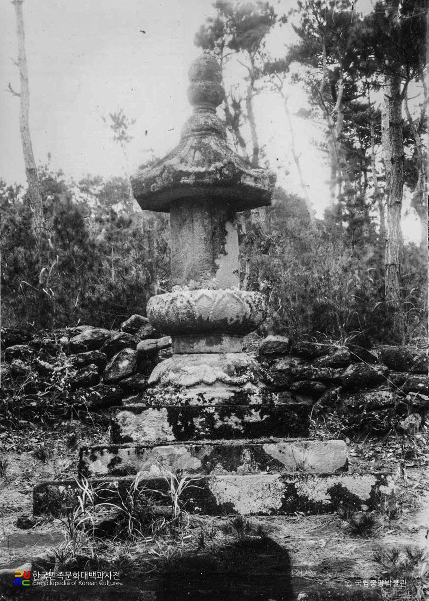 순천 송광사 자각징령탑